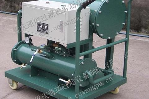 厂家剖析：：：轻质油聚结疏散式滤油机